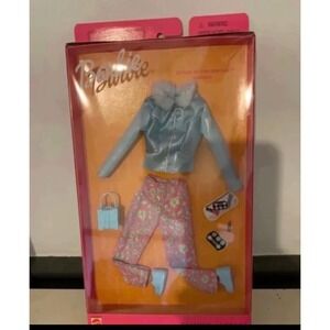 Barbie Fashion Avenue Metro Stylin' In Stockholm fashion‎ Mattel 25701 New